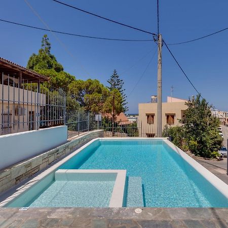 קאטו דרטסו The Hill House Villa מראה חיצוני תמונה
