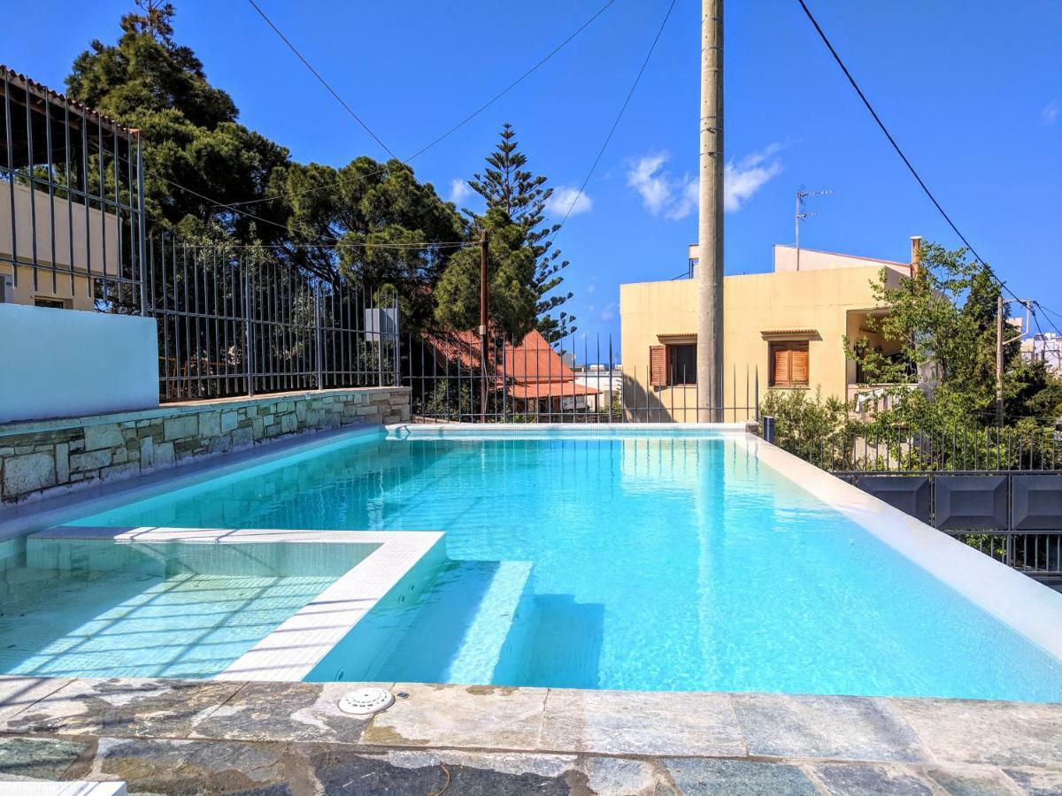 קאטו דרטסו The Hill House Villa מראה חיצוני תמונה